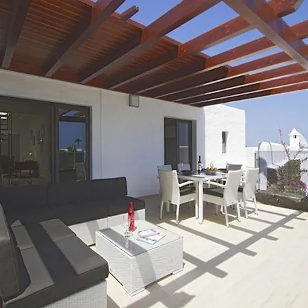 Villa Modern In Mojones 4 Bedrooms Large Heated Pool Mojones Puerto Del Carmen *