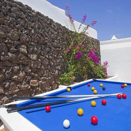 Modern In Mojones 4 Bedrooms Large Heated Pool Mojones Villa Tias