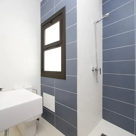 Modern In Mojones 4 Bedrooms Large Heated Pool Mojones * Tias