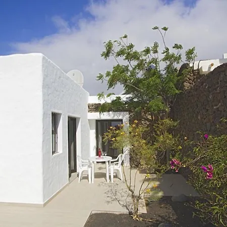 Modern In Mojones 4 Bedrooms Large Heated Pool Mojones * Tias