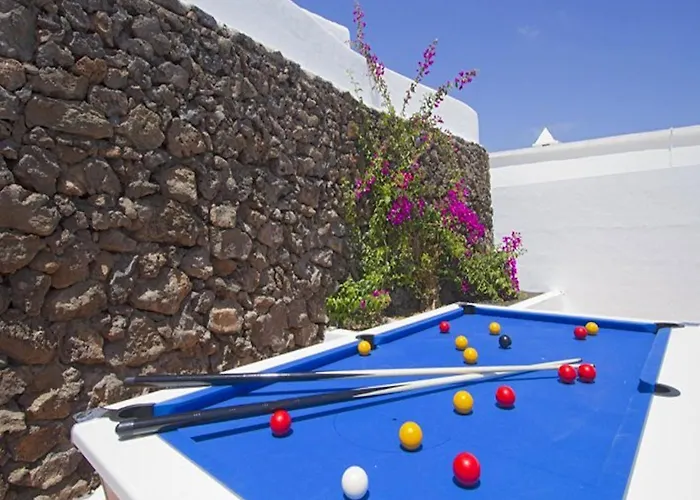 Modern In Mojones 4 Bedrooms Large Heated Pool Mojones Villa Tías